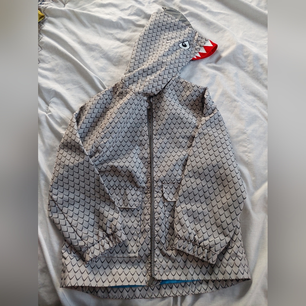 Carter's Shark Lightweight Rain Jacket Size 7